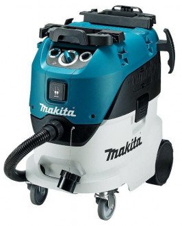 Makita VC4210M